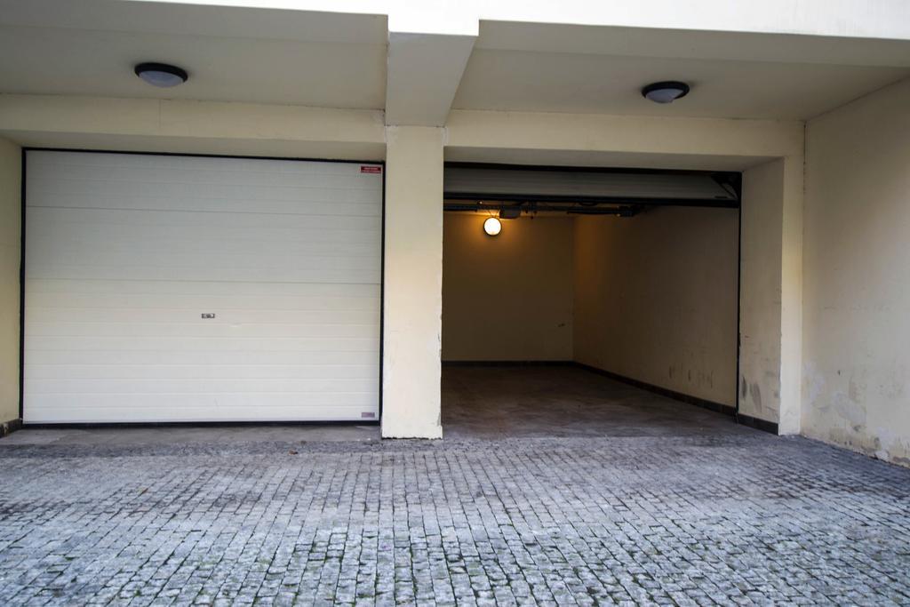 Apartamento Ruterra Red Roofs View With Garage Praga Exterior foto