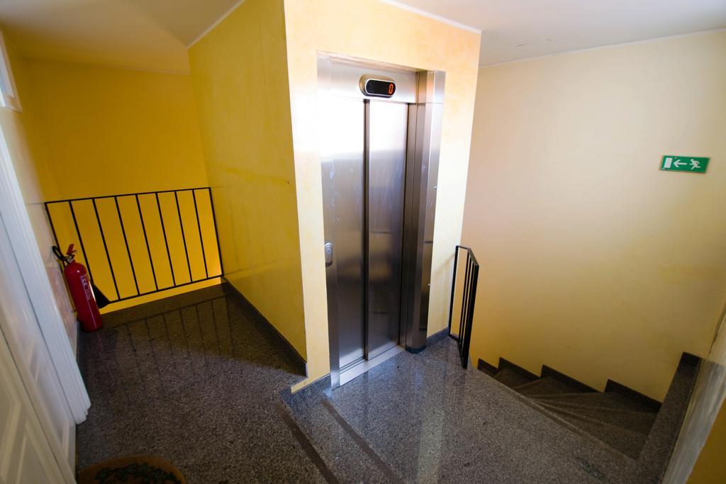 Apartamento Ruterra Red Roofs View With Garage Praga Exterior foto