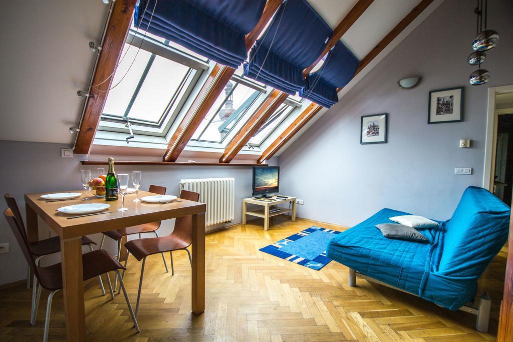 Apartamento Ruterra Red Roofs View With Garage Praga Exterior foto