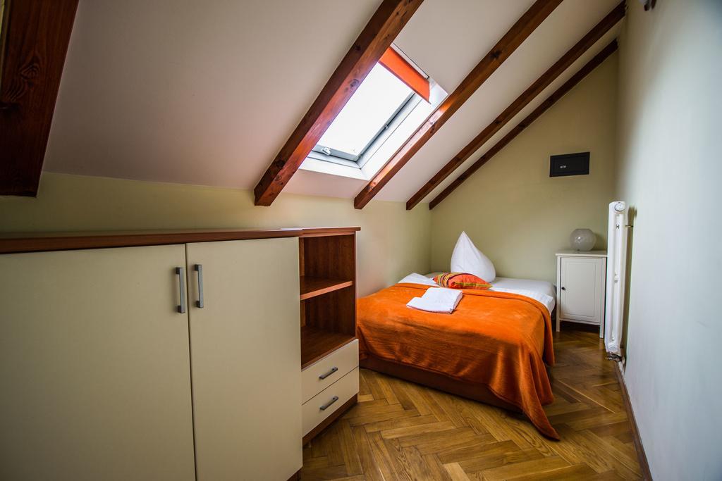 Apartamento Ruterra Red Roofs View With Garage Praga Exterior foto