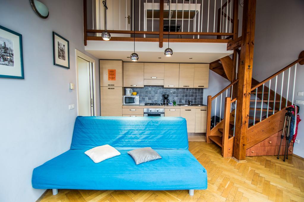 Apartamento Ruterra Red Roofs View With Garage Praga Exterior foto