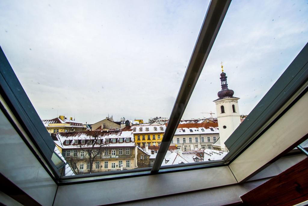 Apartamento Ruterra Red Roofs View With Garage Praga Exterior foto