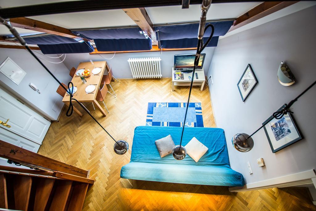 Apartamento Ruterra Red Roofs View With Garage Praga Exterior foto